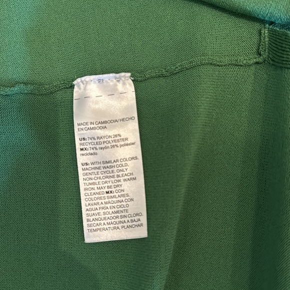 Chico’s Spun Rayon Cardigan Size L ( Chico’s Size 2) Verdant Green - Picture 7 of 8